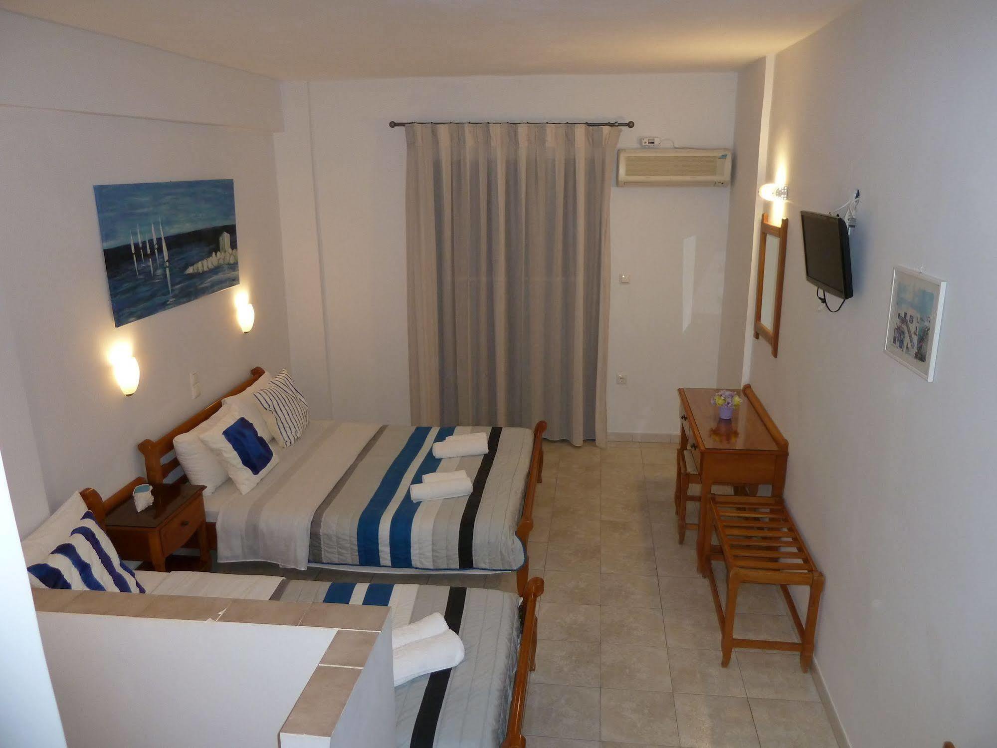 Dedes Apartments Skála Exteriör bild